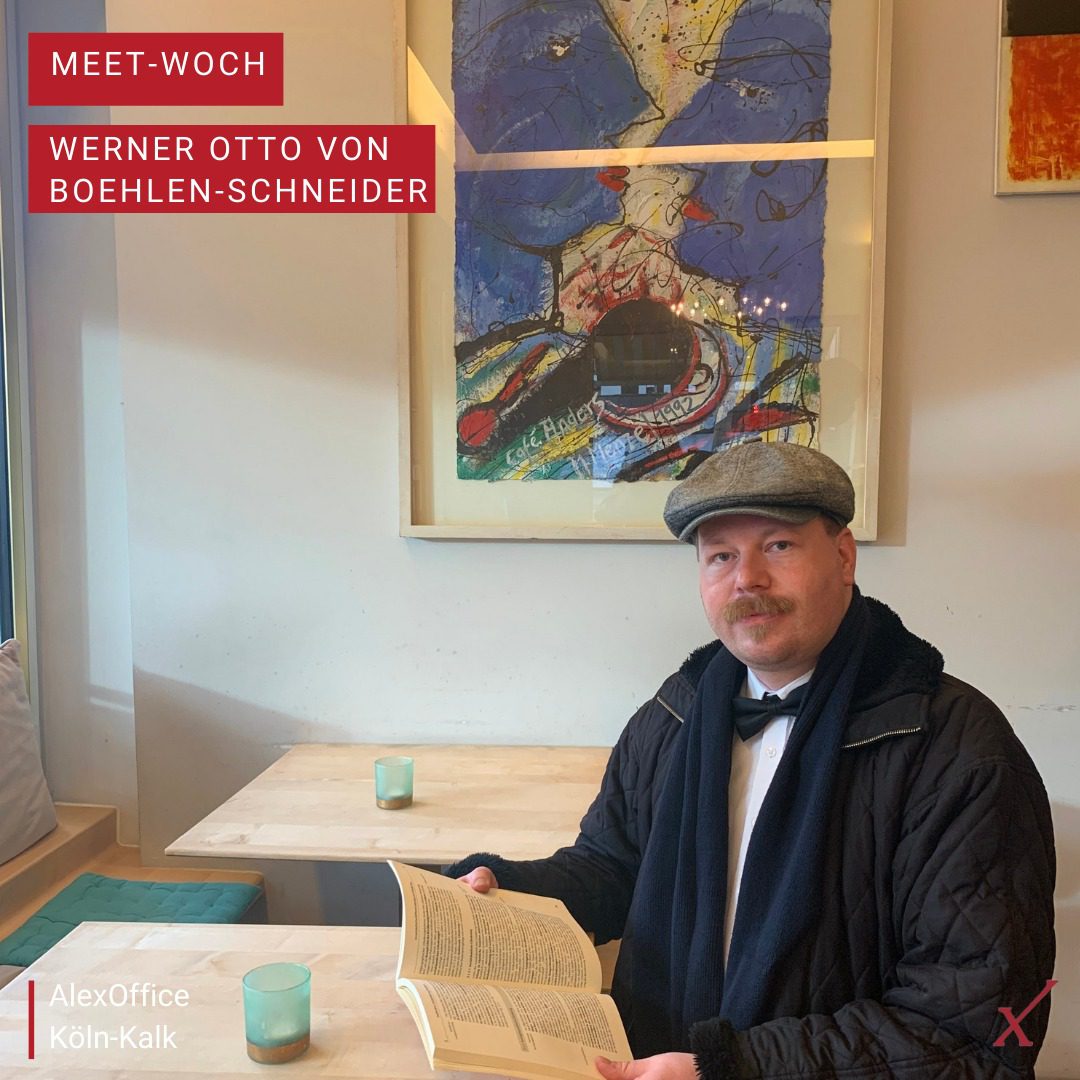 Werner Otto von Boehlen-Schneider Werner Otto von Boehlen-Schneider im Café