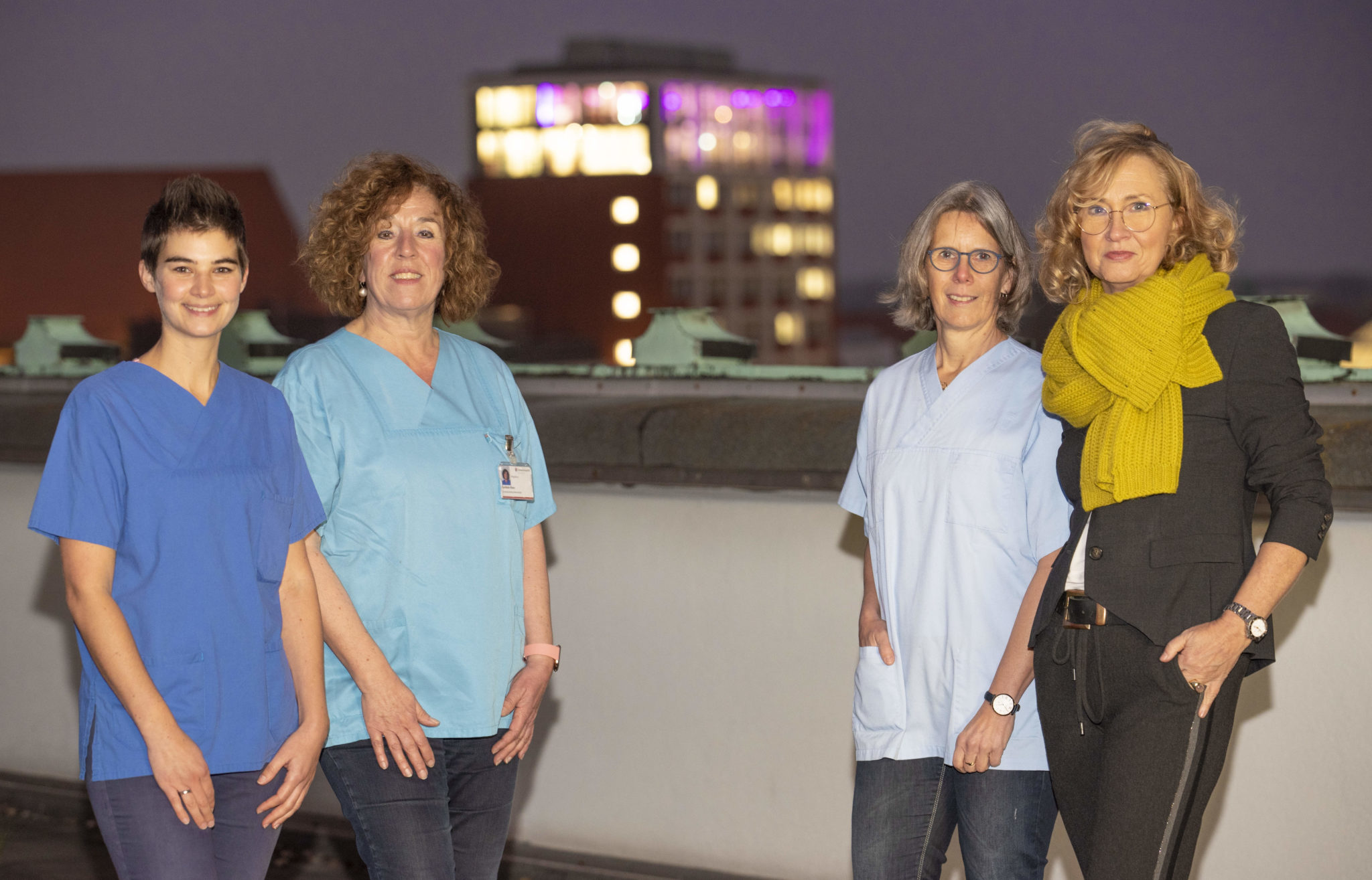 Corinna Bücker, Pflegeteam Neonatologie St. Franziskus-Hospital, Gerlinde Ehses, Fachbereichsleitung Neonatologie Clemenshospital, Kerstin Dzionsko, stellvertretende Stationsleitung Neonatologie UKM und Gisela Schumacher, Geschäftsführerin Bunter Kreis Münsterland e.V.