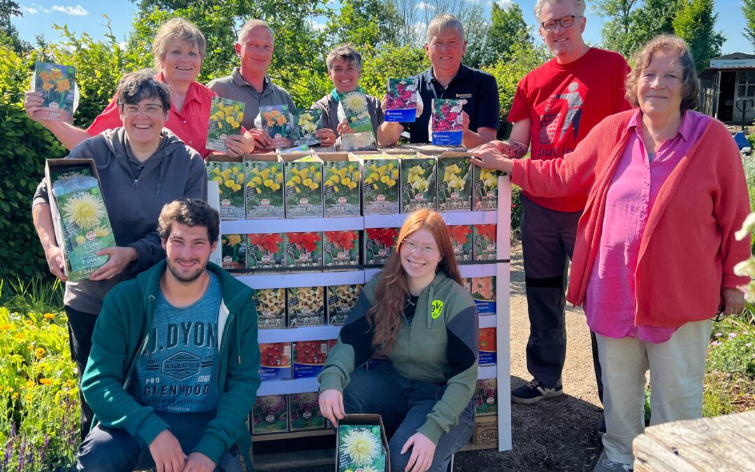 Bruno Nebelung GmbH spendet Paletten voller Blumenzwiebeln